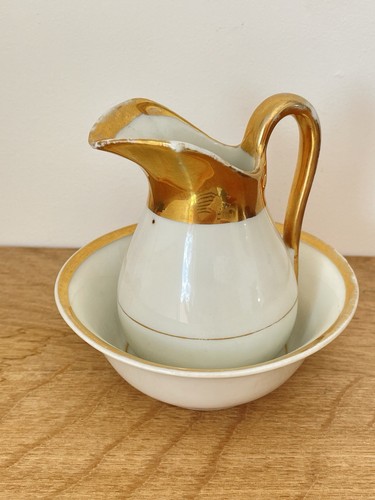Ancien service toilette - service, de