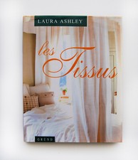 Livre Laura Ashley sur les tissus éditions Gründ