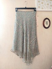 Jupe asymétrique fleurie 100% soie brodée de perles Armand Ventilo vintage...