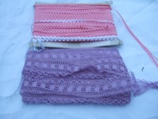 un lot anciennes dentelles des