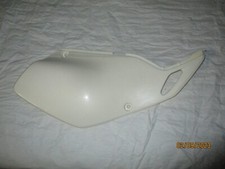 cache latéral droit neuf et