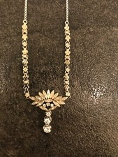 Collier Femme Or Blanc 18 Carats Orné de Diaments Parfait État