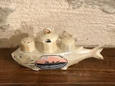 Service à condiments, Poisson