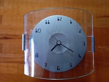 Horloge design Année 80 métal et verre
