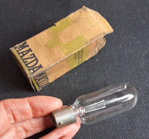 Mazda ancienne lampe - ancienne,