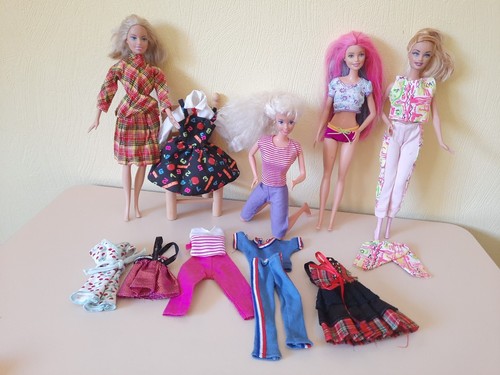 Lot vêtements poupée - vêtements,