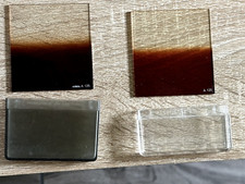 Lot de deux filtres cokin Gradual T2 A 125, un avec défaut (rayure au milieu)