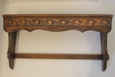 etagere pour casseroles en bois bandeau cuivre longueur 60 cm