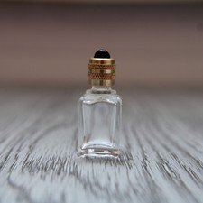 3.5 cm, Petite bouteille en