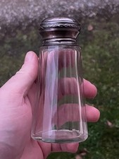 superbe saupoudreuse cristal
