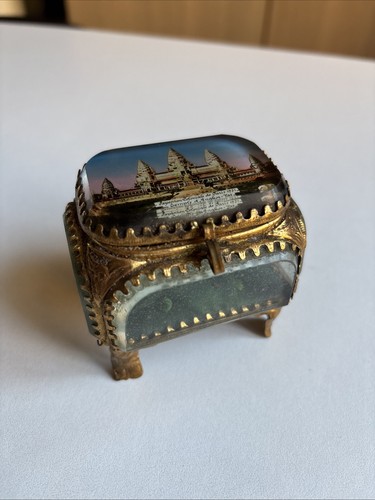 Ancienne petite boîte - petite,