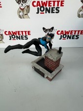 NIGHT WING STATUE DC COMICS DC