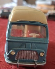 AUTOMOBILE MINIATURE DINKY TOYS Estafette 565 , 65