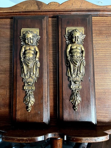 Bronzes appliques sur - bronzes,