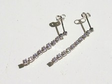 BELLES BOUCLES D'OREILLES en