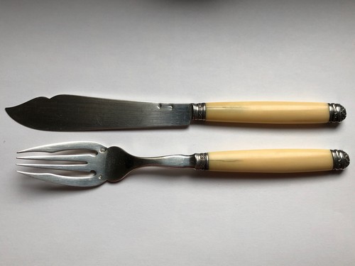 Fourchette couteau a - couteau,