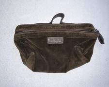 LONGCHAMP TROUSSE EN VELOUR.