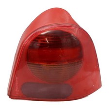 Feu arriere principal droit