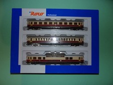 ROCO rame 7 voitures RHEINGOLD crème/rouge DB 45902 + 45903 NEUF