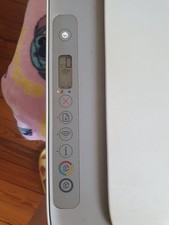 imprimante Deskjet 2720 couleurs blanche. Très bon état 