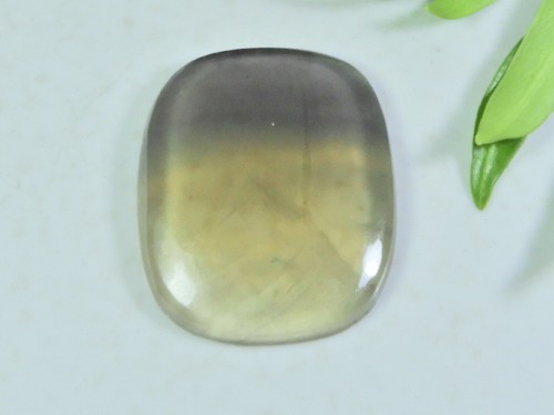 Cabochon coussin fluorite