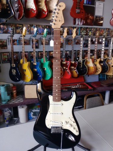 Fender standard roland ready - fender,