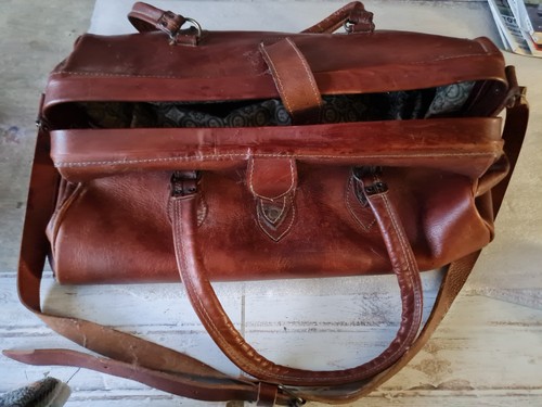 Sac voyage cuir - en,