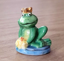 Fève - Roi grenouille    .....    (Ref. 5322)