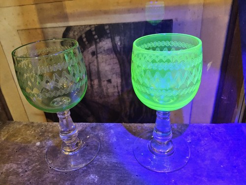 Paire verres anciens en - de,