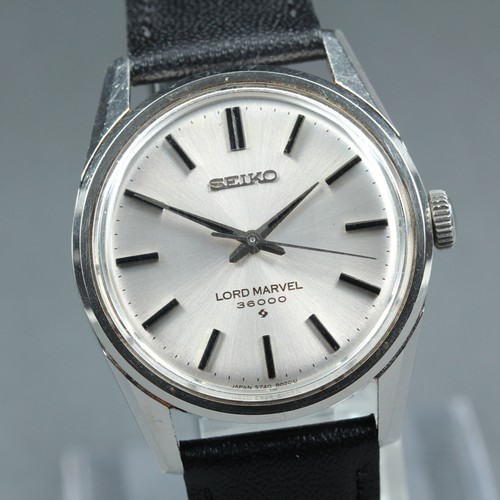 Montre manuelle homme vintage