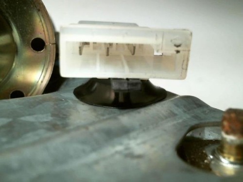 Moteur essuie glace arriere