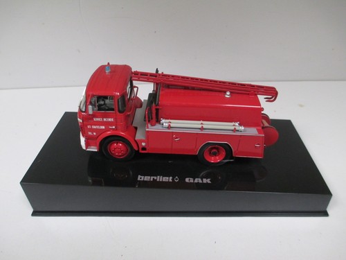 Camion citerne berliet - citerne,