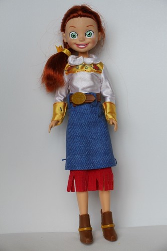 Poupée disney pixar - disney,