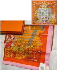Unused w/box HERMES Carre 140