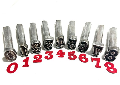 Insignes chiffres modèle 1860 - modèle,