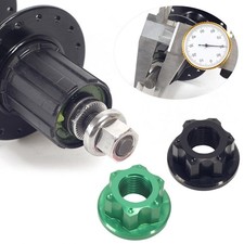 Jeu de quatre écrous de roue