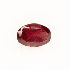 Pierre précieuse rubis naturel deep red de 0.25 carats coupe ovale