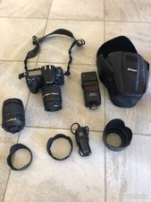 Set complet D300s NIKON: boitier, 2 objectifs, flash, fourre, sac, accessoires. 