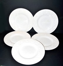WEDGWOOD Lot 5 assiettes en Faïence moulé PATRICIAN guirlande England 26.5cm