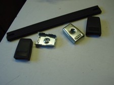 LARGE BLK PLASTIC STRAP HANDLE