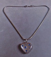 Superbe Collier Yves Saint Laurent argent Topaze ysl Necklace silver heart Noel