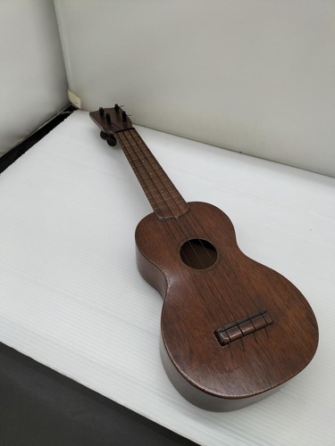 Ukulele nazareth martin - ukulele,