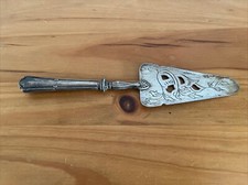 Pelle A Gâteau En Métal