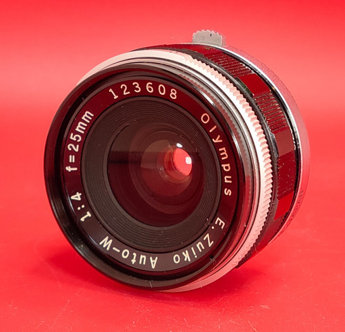 Objectif grand angle olympus - grand,