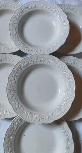Anciennes assiettes creuses - assiettes,
