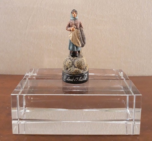 Femme pêcheur terre - de,