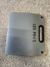 (n1) lot collection classeur de pin's. varier