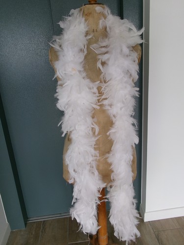 écharpe boa blanc plumes