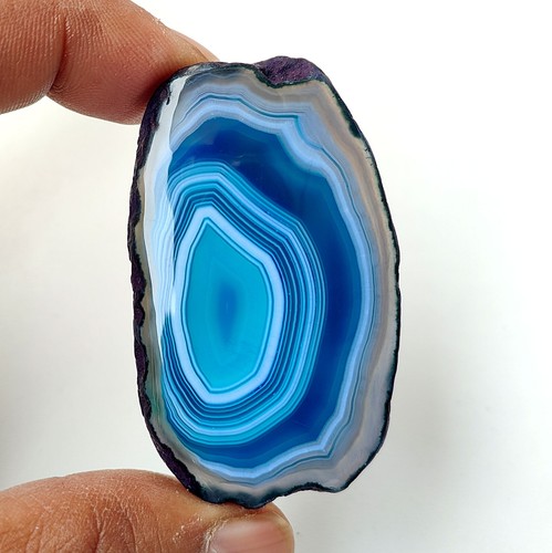 Pierre précieuse cabochon
