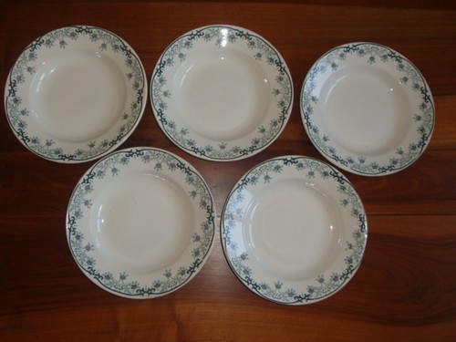 Assiettes terre de fer - terre,